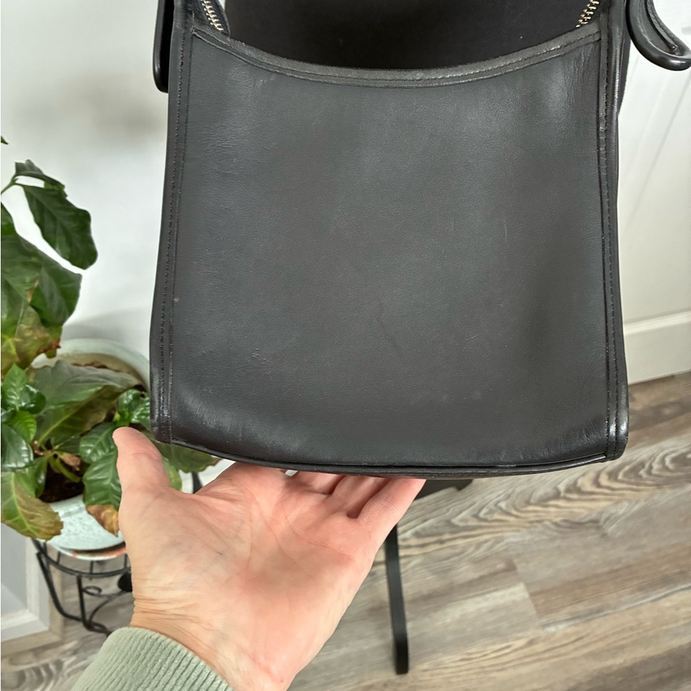 Coach Black Leather Messenger Bag - Picture 3 of 10